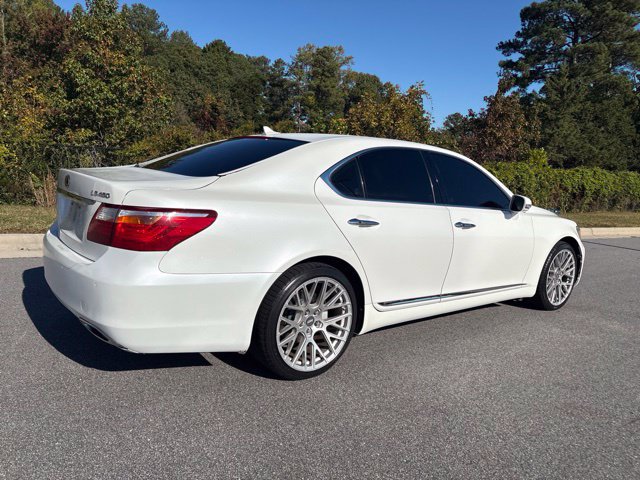 Used 2011 Lexus LS 460 w/ Comfort Pkg RWD image 2