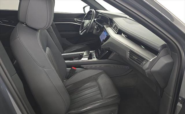 Used 2024 Audi Q8 e-tron Premium Plus AWD/4WD image 18