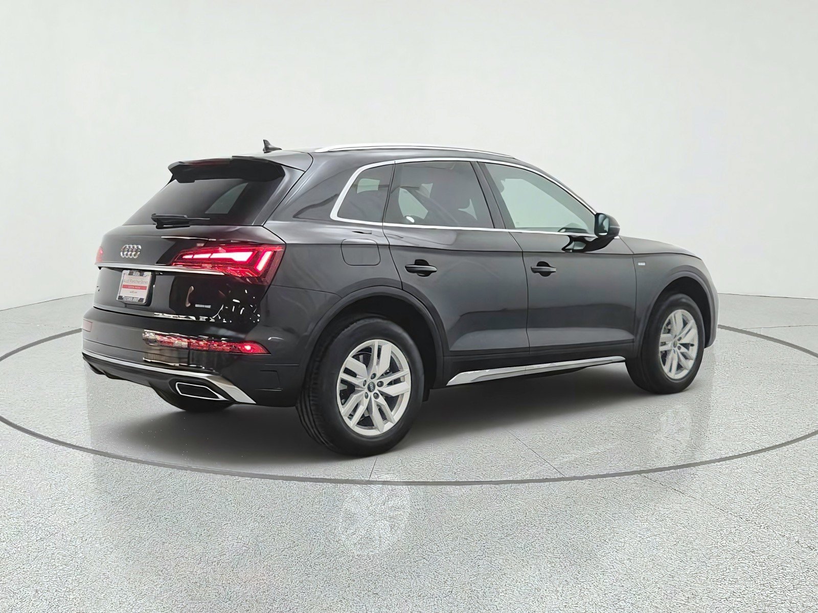 Used 2023 Audi Q5 2.0T Premium w/ Convenience Package AWD/4WD image 5