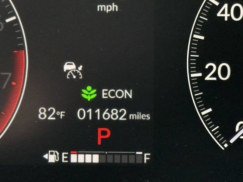 Used 2025 Honda CR-V EX image 15