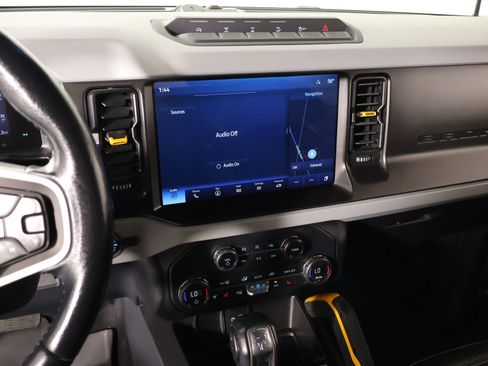 Used 2021 Ford Bronco Badlands AWD/4WD image 5