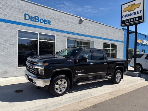 Used 2022 Chevrolet Silverado 3500 LTZ AWD/4WD image 1