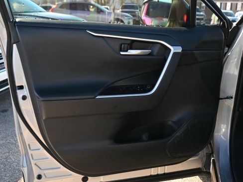 Used 2023 Toyota RAV4 XSE image 28