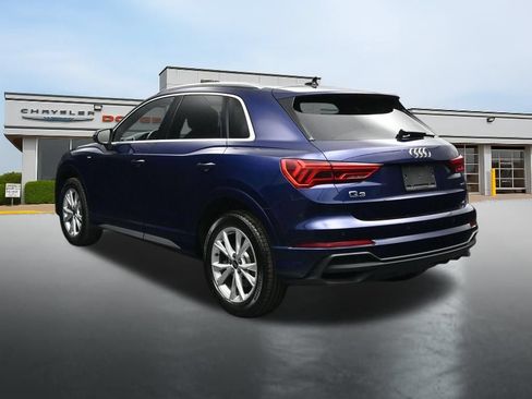 Used 2024 Audi Q3 2.0T Premium AWD/4WD image 3