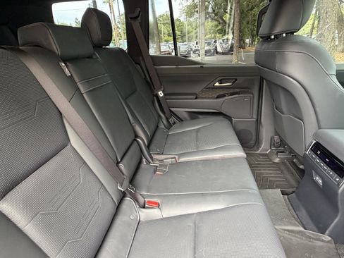 Used 2026 Lexus GX 550 w/ Accessory Package (2T) AWD/4WD image 41
