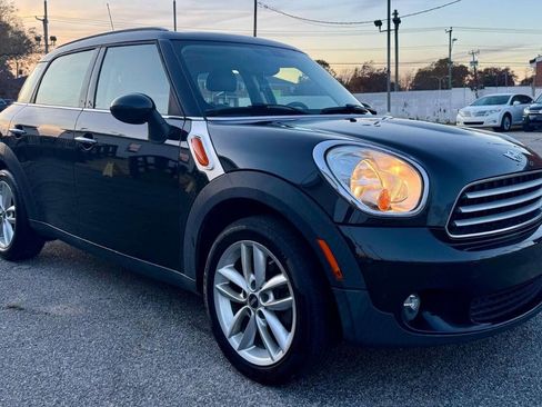 Used 2014 MINI Cooper Countryman image 3