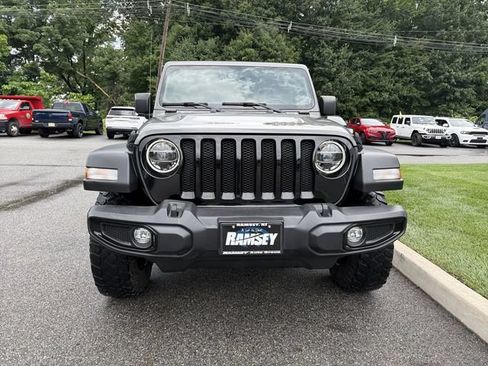 Used 2022 Jeep Wrangler Unlimited Sport AWD/4WD image 3