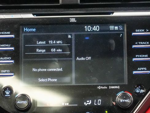 Used 2018 Toyota Camry XSE FWD image 14