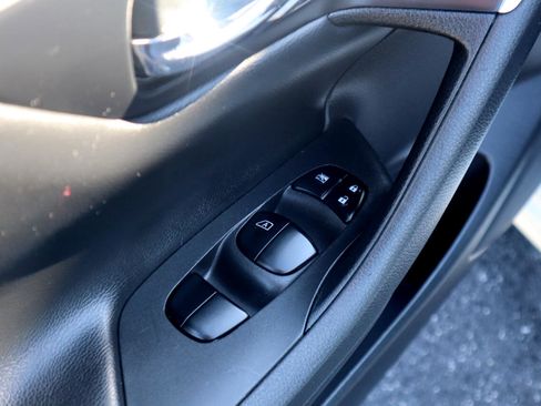 Used 2017 Nissan Altima 2.5 S w/ Power Driver Seat Package image 53