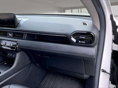 Used 2025 Honda Pilot EX-L image 24
