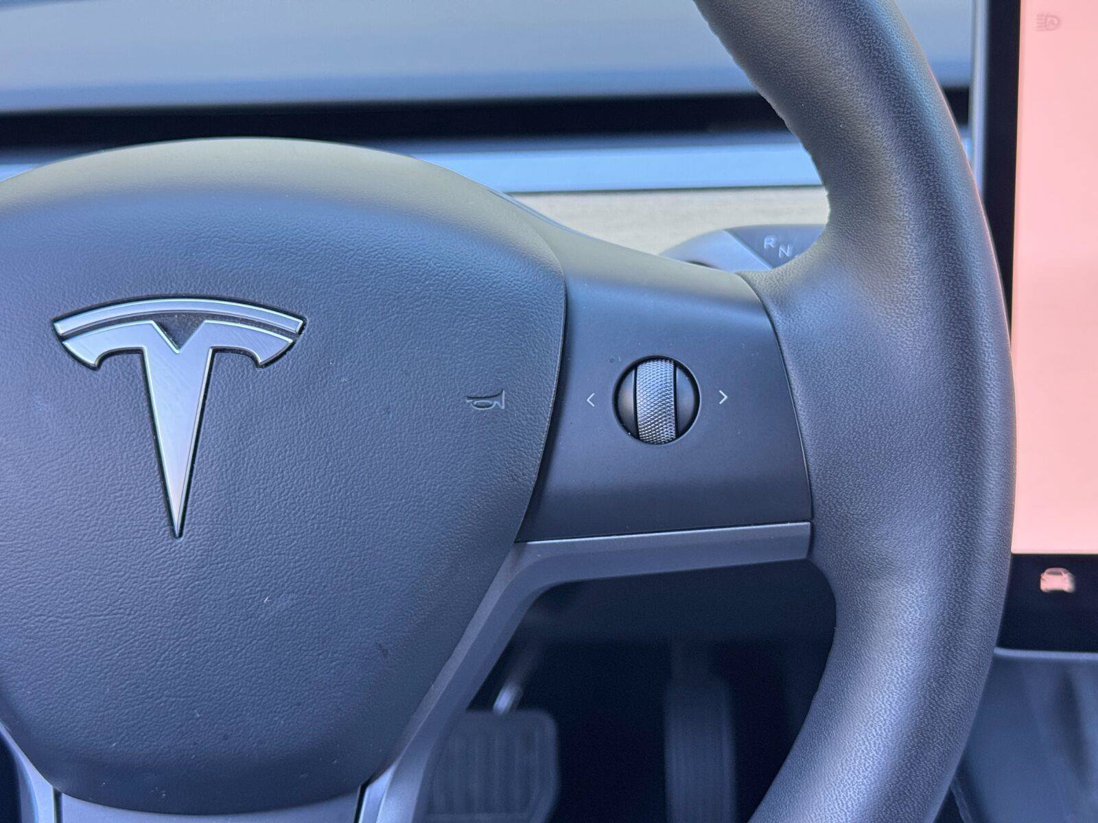 Used 2022 Tesla Model 3 Long Range AWD/4WD image 20