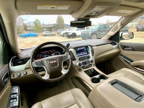Used 2019 GMC Yukon XL SLT w/ Open Road Package image 35