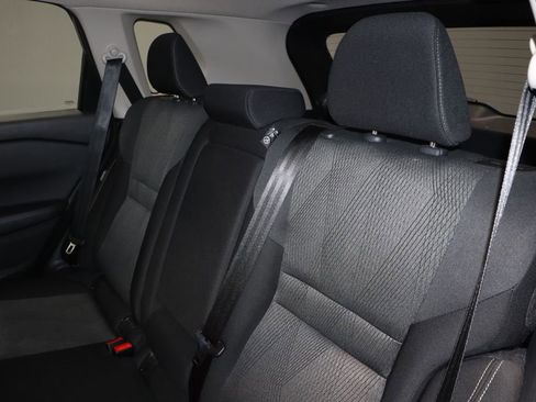 Certified 2025 Nissan Rogue SV image 21