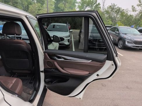 Used 2017 BMW X5 xDrive35i AWD/4WD image 16