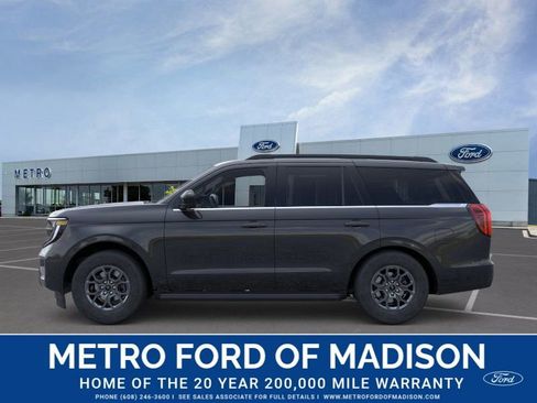 New 2025 Ford Expedition Active image 3