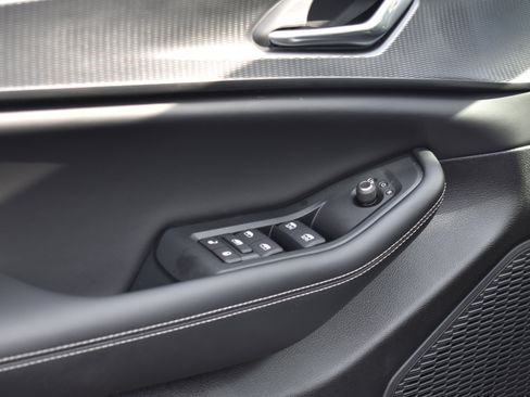 New 2026 Jeep Grand Cherokee Laredo X RWD image 24