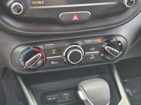 Used 2024 Kia Soul LX w/ Option Group 015 image 21