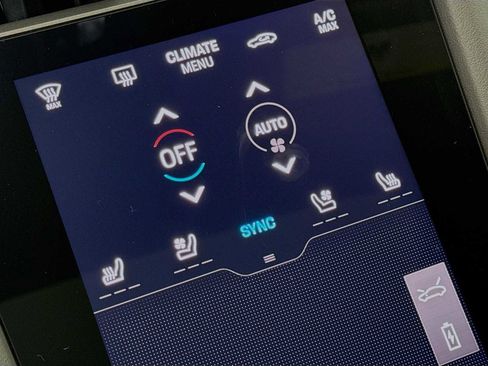 Used 2025 Porsche Taycan image 22