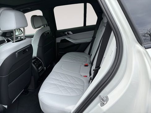 New 2026 BMW X5 xDrive50e w/ M Sport Package AWD/4WD image 13