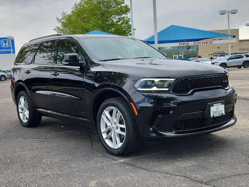 Used 2025 Dodge Durango GT AWD/4WD image 7