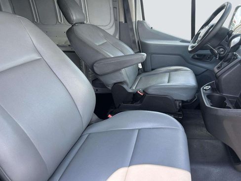 Used 2019 Ford Transit 150 148 Low Roof RWD image 16