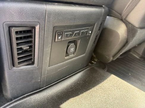 Used 2017 RAM 2500 Laramie w/ Convenience Group AWD/4WD image 16