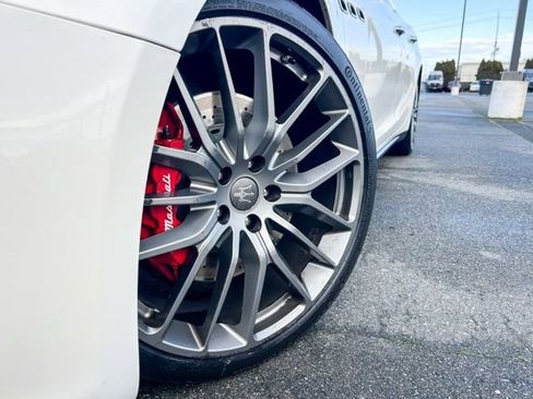 Used 2014 Maserati Ghibli S Q4 image 2