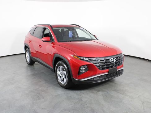 Certified 2022 Hyundai Tucson SEL AWD/4WD image 4
