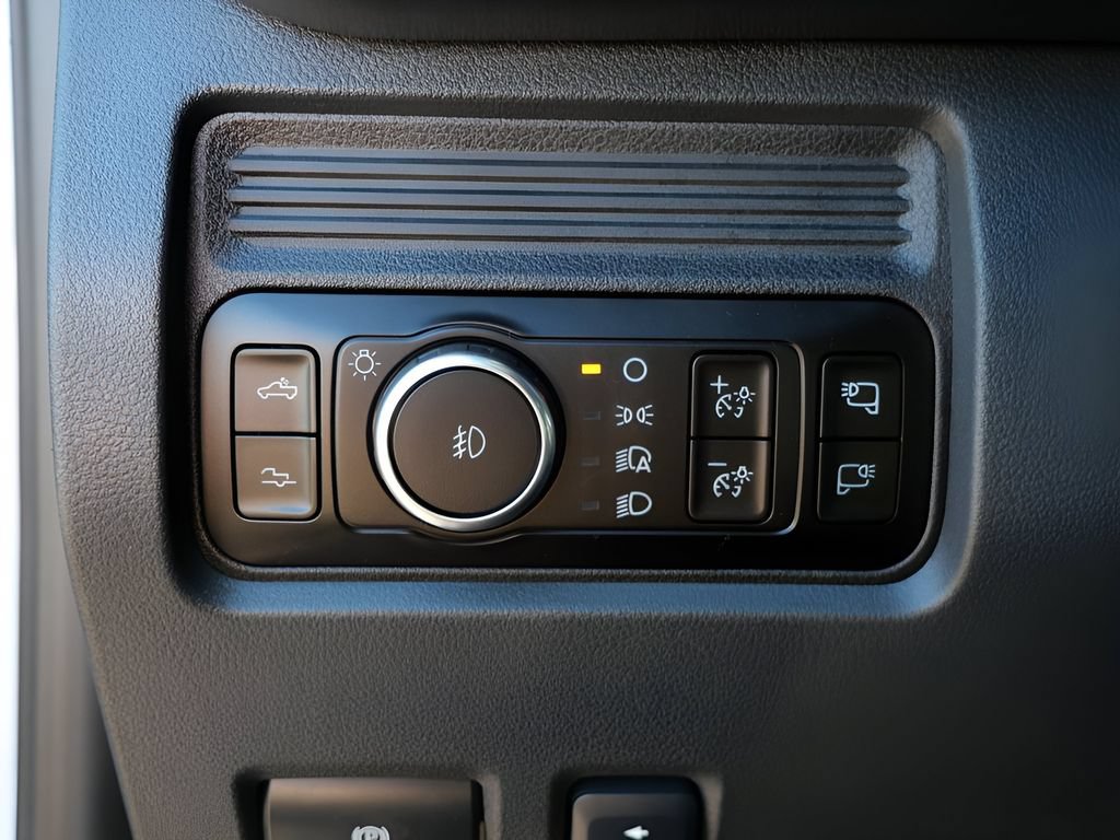 Used 2026 Ford F250 Platinum AWD/4WD image 19