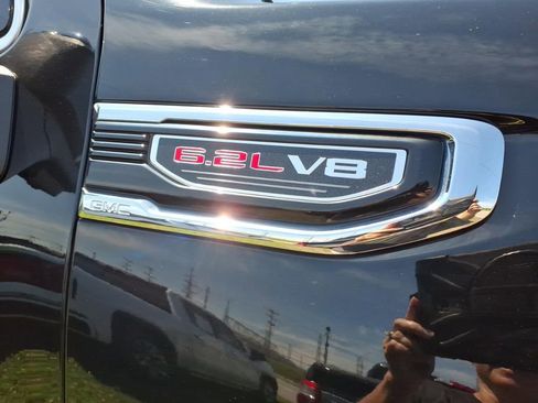 Used 2020 GMC Sierra 1500 Denali w/ Denali Ultimate Package AWD/4WD image 10