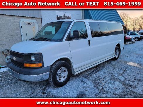 Used 2015 Chevrolet Express 3500 LS image 1