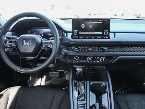 Certified 2023 Honda Accord LX image 13