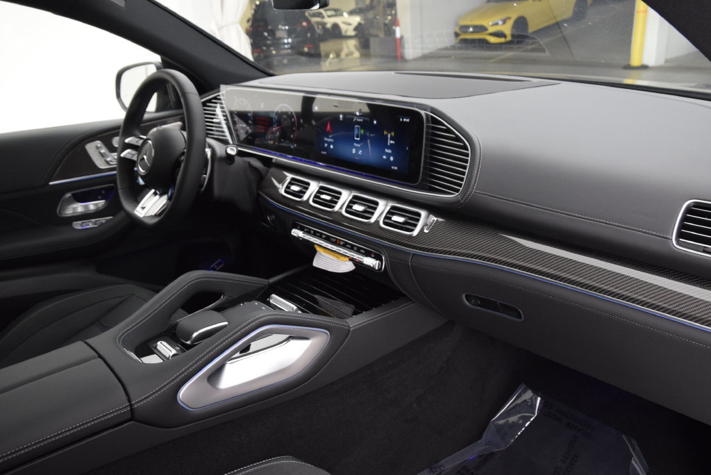 New 2026 Mercedes-Benz GLE 53 AMG 4MATIC Coupe image 15