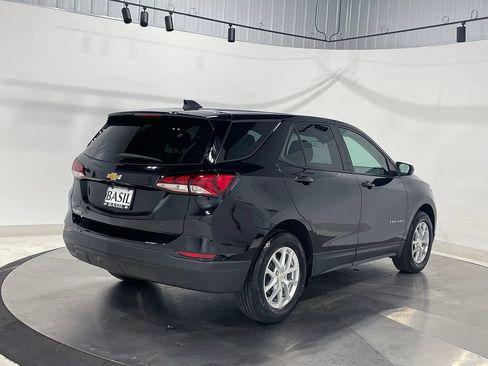 Used 2024 Chevrolet Equinox LS FWD image 11
