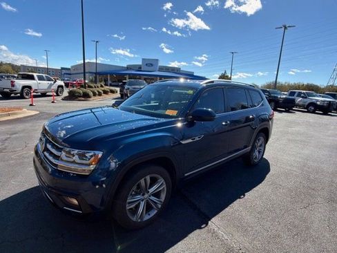 Used 2018 Volkswagen Atlas SE w/ R-Line Package image 15
