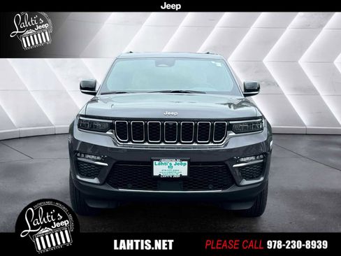 New 2025 Jeep Grand Cherokee Limited w/ Luxury Tech Group II image 2