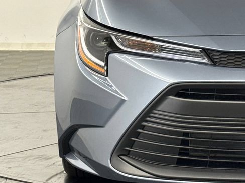 Certified 2026 Toyota Corolla LE FWD image 6