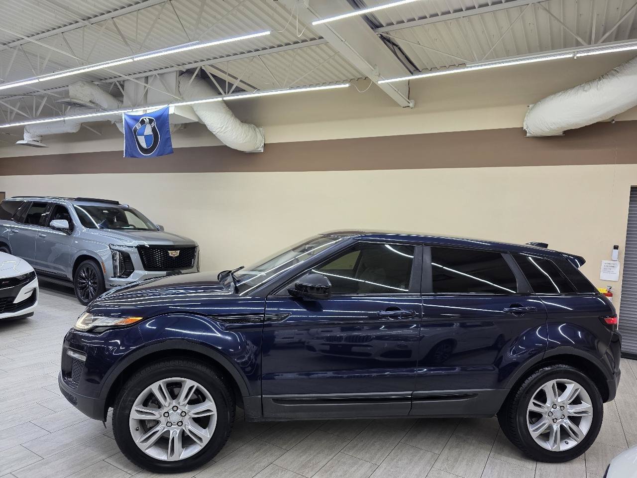 Used 2016 Land Rover Range Rover Evoque SE Premium AWD/4WD image 9
