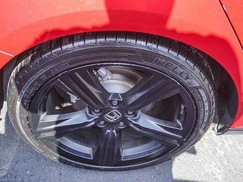 Used 2023 Honda Accord Sport image 9
