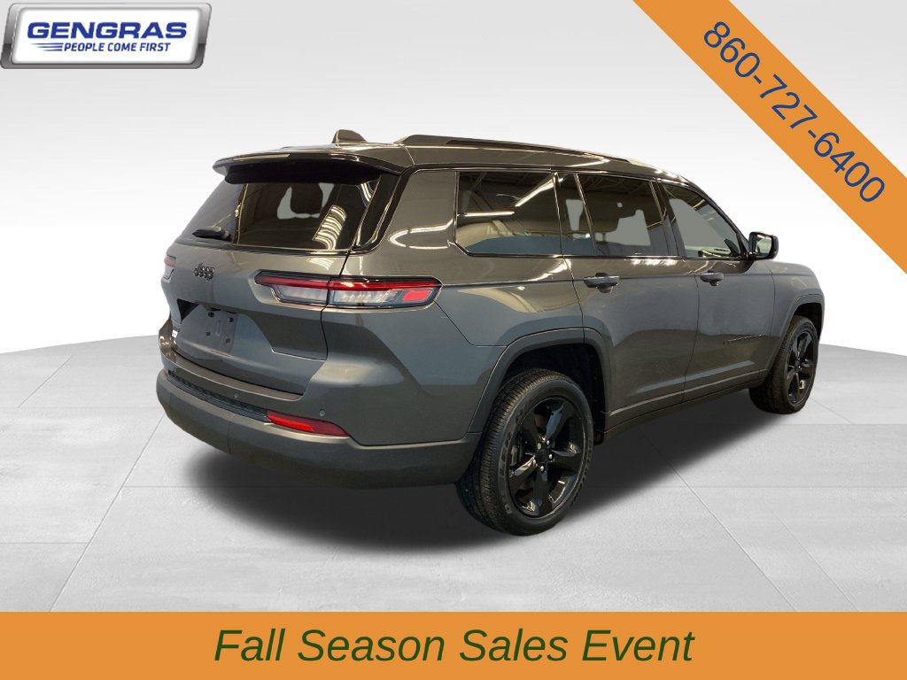 Used 2023 Jeep Grand Cherokee L Altitude AWD/4WD image 8