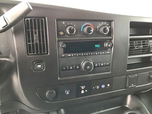 Certified 2022 Chevrolet Express 2500 Extended image 9