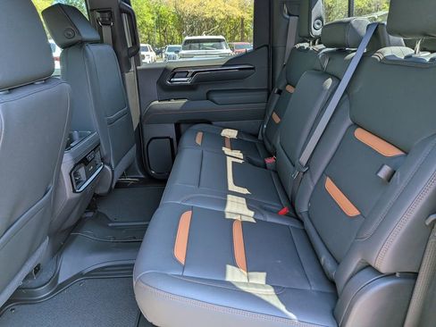 New 2026 GMC Sierra 1500 AT4 image 14