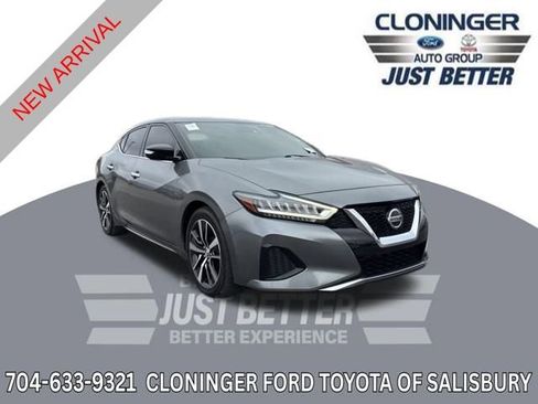 Used 2021 Nissan Maxima 3.5 SV w/ Floor Mat Group image 1