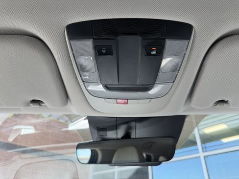 Used 2025 Kia Sorento EX AWD/4WD image 26