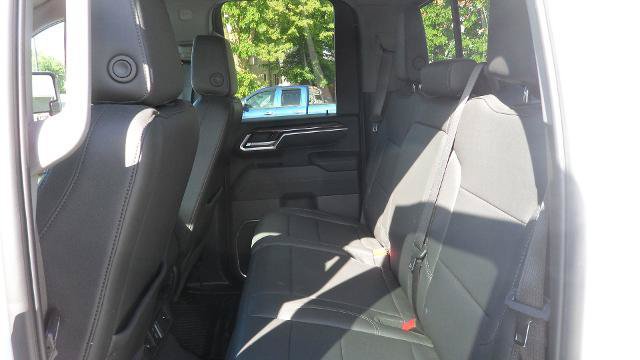 Used 2024 Chevrolet Silverado 2500 LT w/ Convenience Package AWD/4WD image 21