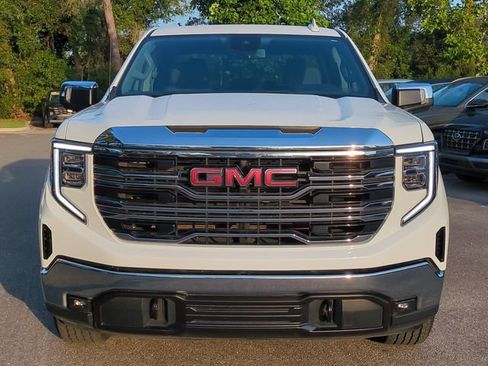 Used 2025 GMC Sierra 1500 SLT RWD image 9