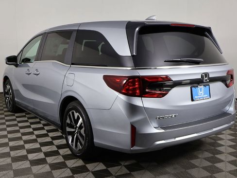 New 2026 Honda Odyssey EX-L image 4