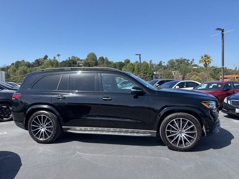 Used 2023 Mercedes-Benz GLS 450 4MATIC image 4