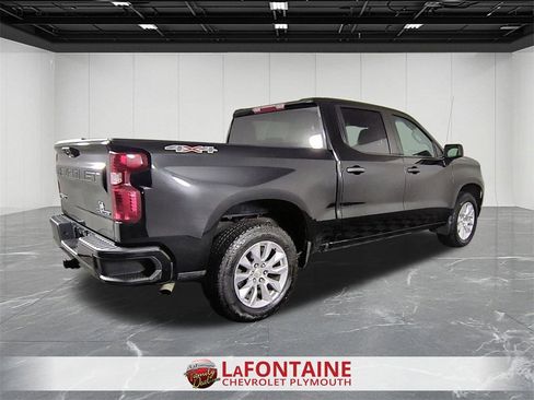 Certified 2022 Chevrolet Silverado 1500 Custom image 8