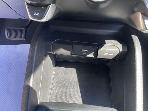 Used 2023 Kia Rio S image 17